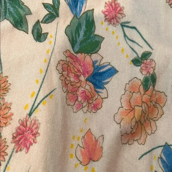 Novella Royale Multicolor Floral iris bells. Blush Geisha - Picture 6 of 8